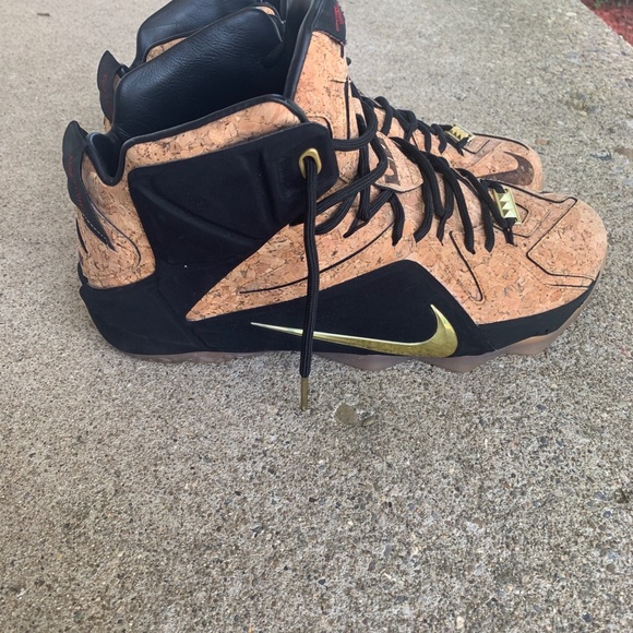 Lebron 12 corks